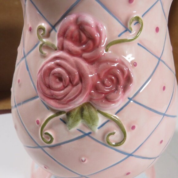 Elements Vase with Pedestal Base Ceramic Pink Rose with Diamond design embossed - Picture 8 of 14